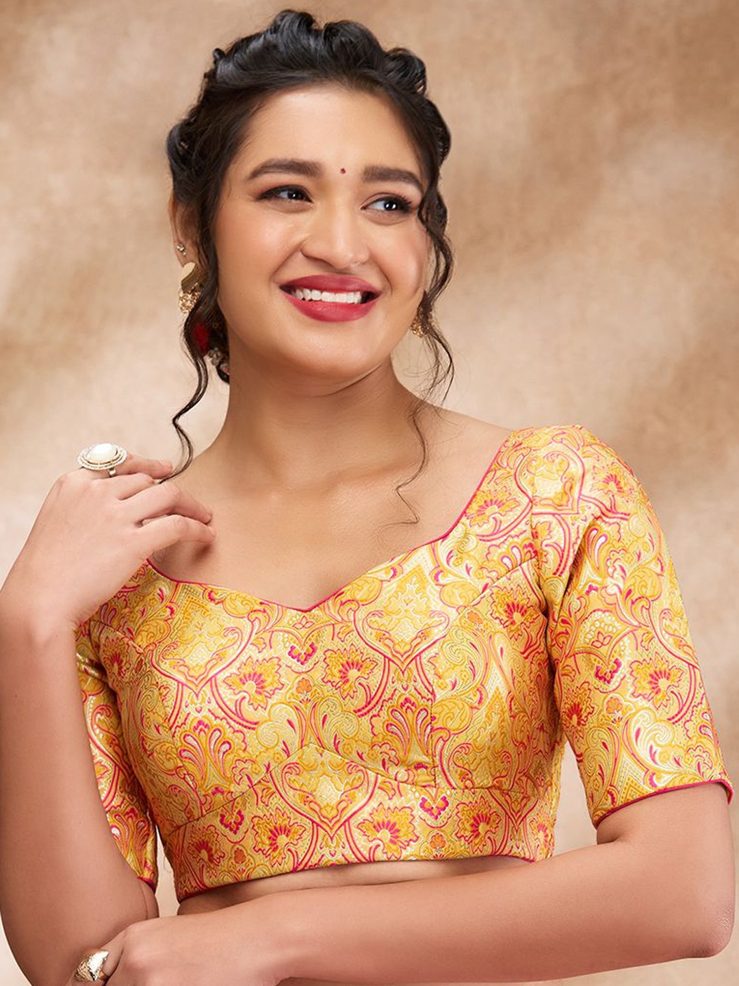 

SALWAR STUDIO Woven Design Padded Saree Blouse, Yellow