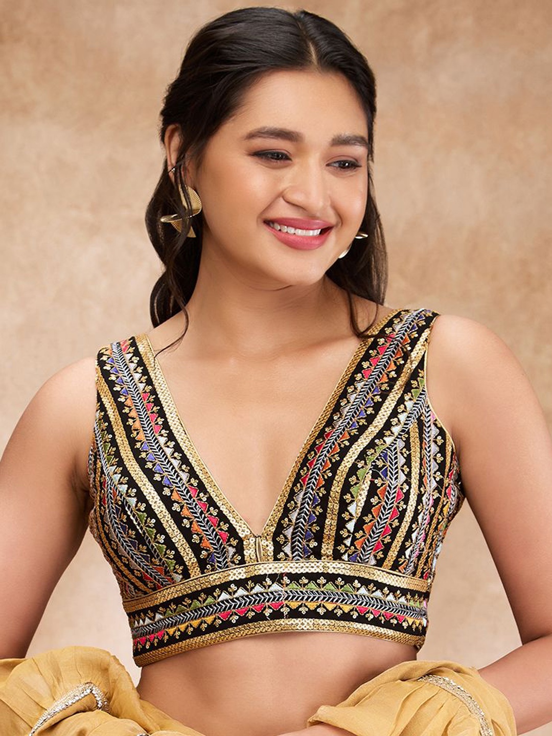 

SALWAR STUDIO Embroidered Padded Georgette Saree Blouse, Black
