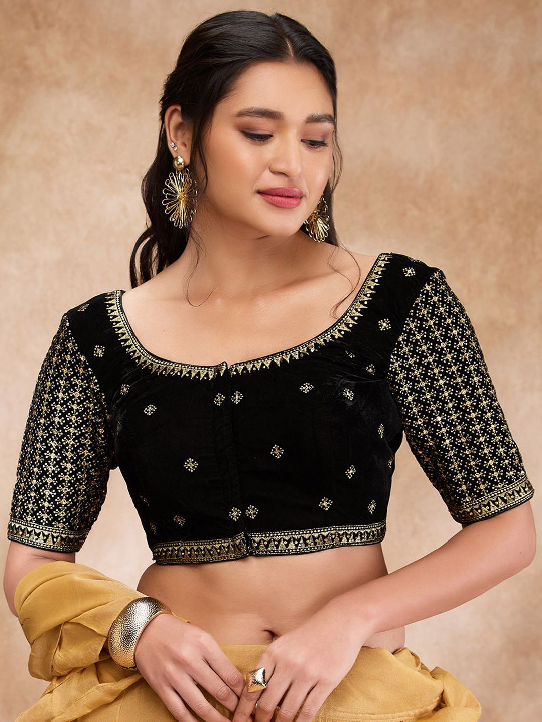 

SALWAR STUDIO Embroidered Padded Saree Blouse, Black