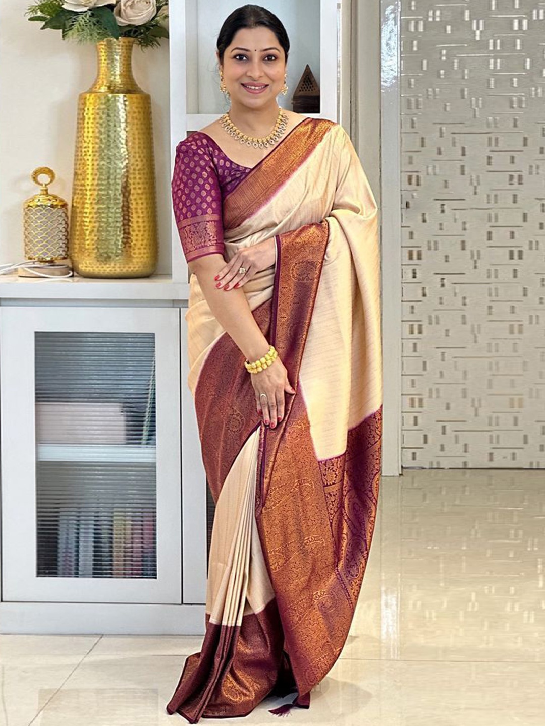 

V3 FASHION STUDIO Zari Woven Striped Design Banarasi Saree, Purple