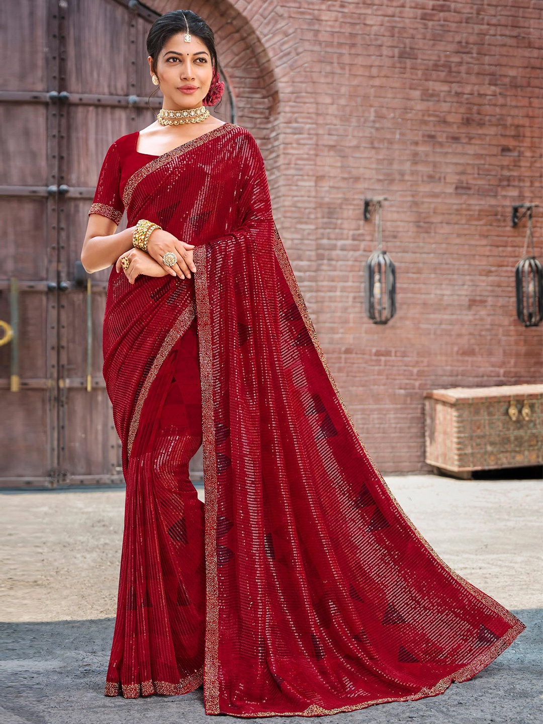 

Laxmipati Embellished Sequinned Poly Georgette Saree, Red