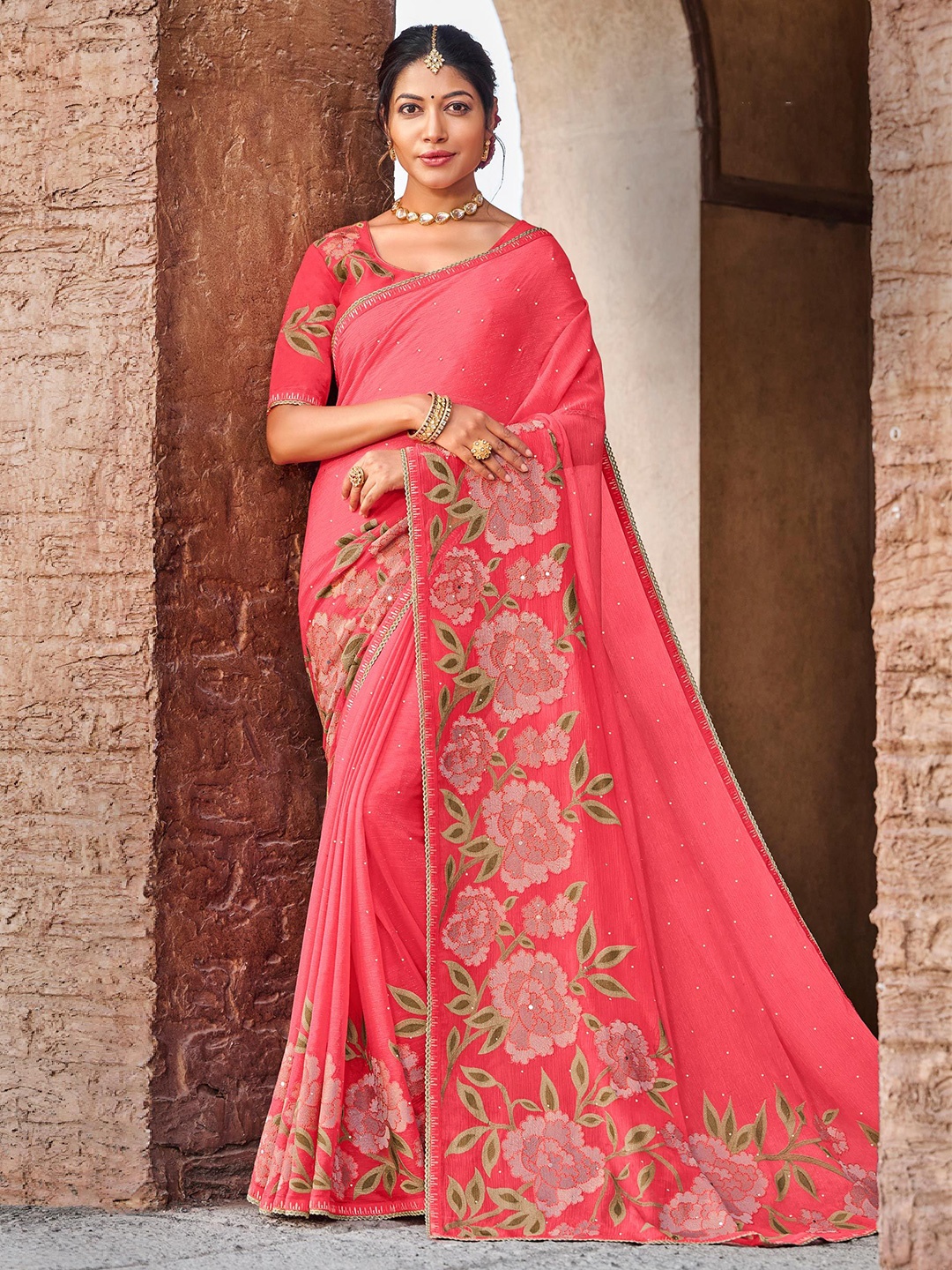 

Laxmipati Embellished Saree With Blouse Piece, Pink