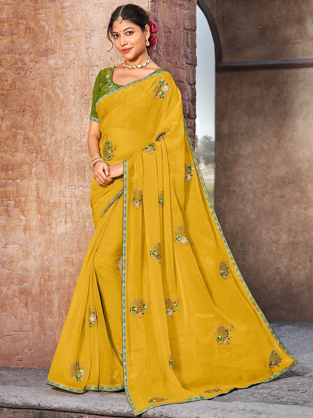

Laxmipati Floral Embroidered Saree With Blouse Piece, Yellow