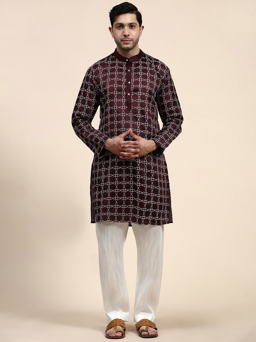 

Murta Trends Geometric Embroidered Regular Thread Work Straight Kurta With Pyjamas, Brown