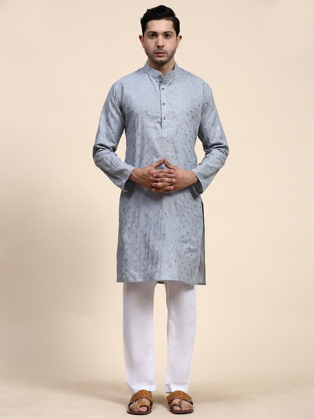 

Murta Trends Floral Embroidered Regular Sequinned Straight Kurta With Pyjamas, Grey