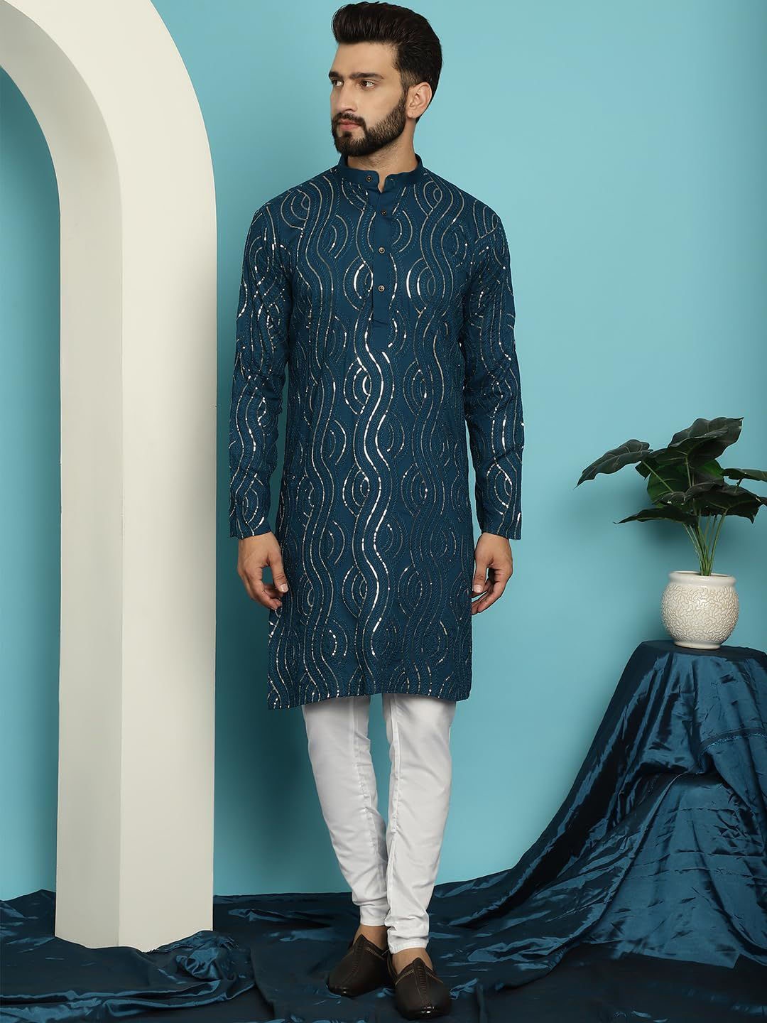 

Murta Trends Ethnic Motifs Embroidered Sequinned Straight Kurta With Pyjamas, Teal
