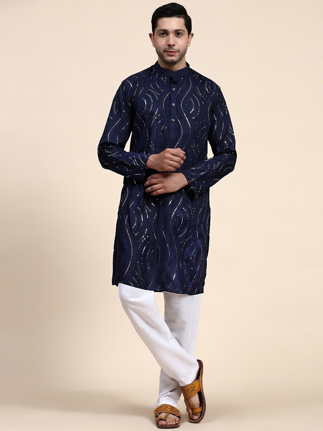 

Murta Trends Floral Embroidered Sequinned Straight Kurta With Pyjamas, Navy blue