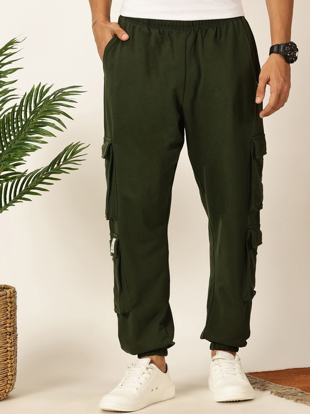 

Thomas Scott Men Relaxed Fit Joggers, Green