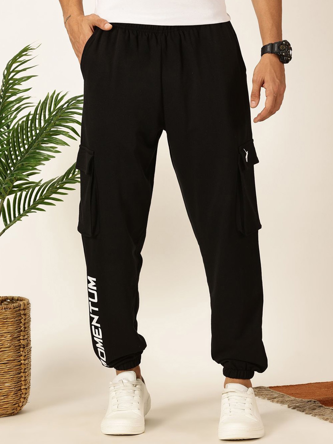 

Thomas Scott Men Relaxed Fit Joggers, Black