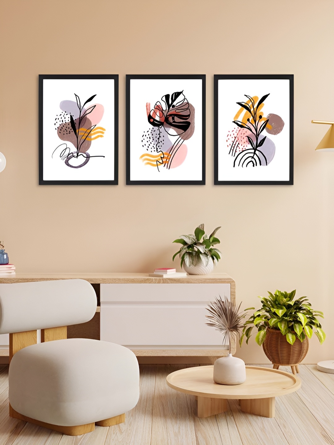 

Giftii White & Black 3 Pieces Wooden Wall Frame Decor