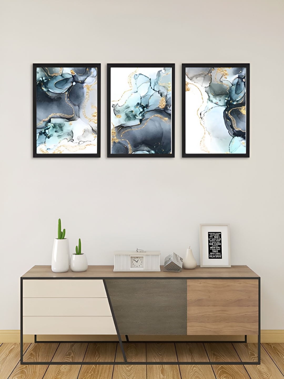 

Giftii Blue & White 3 Pieces Wooden Wall Art