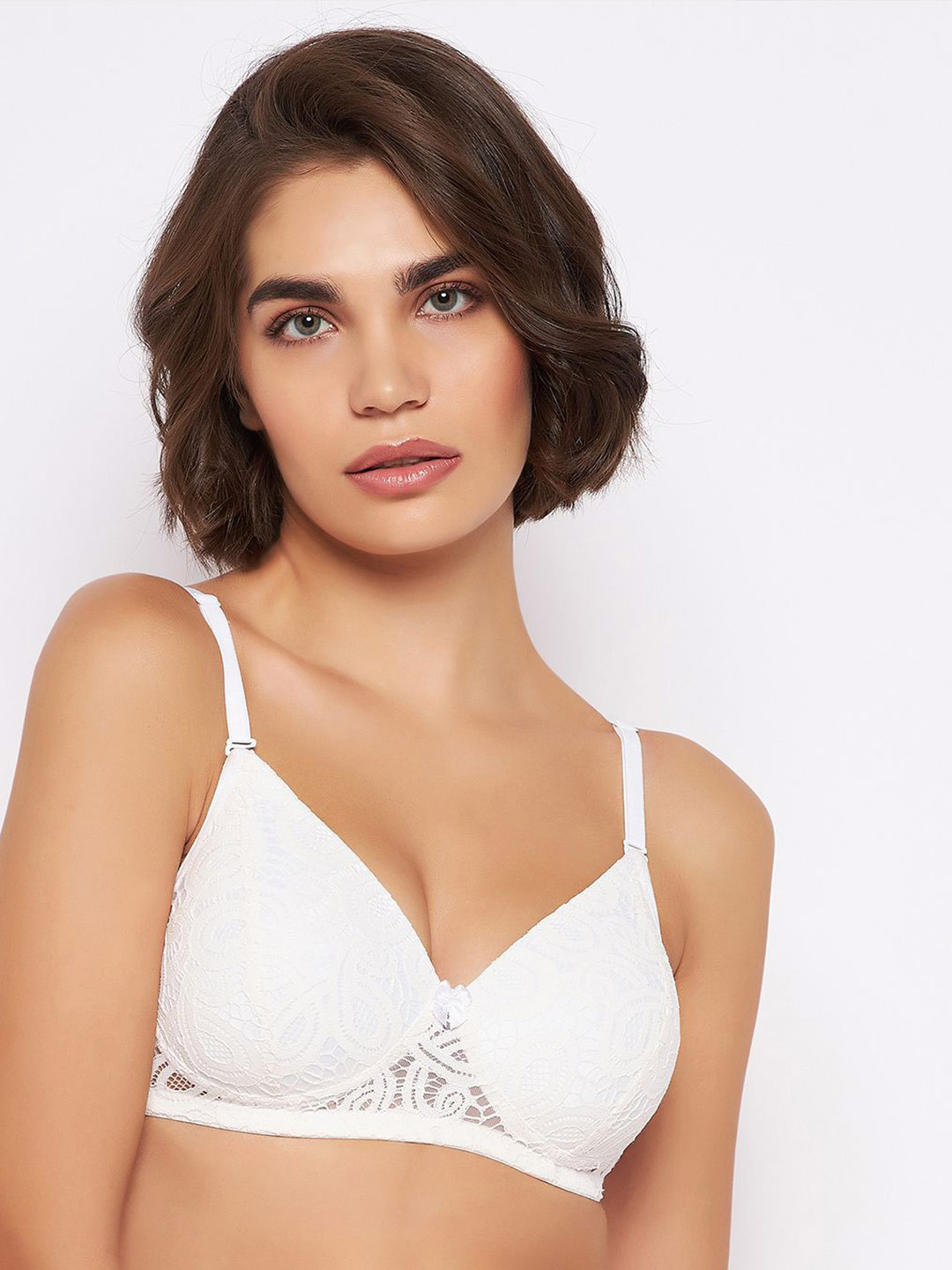 

Clovia Full Coverage Lightly Padded T-shirt Bra, White
