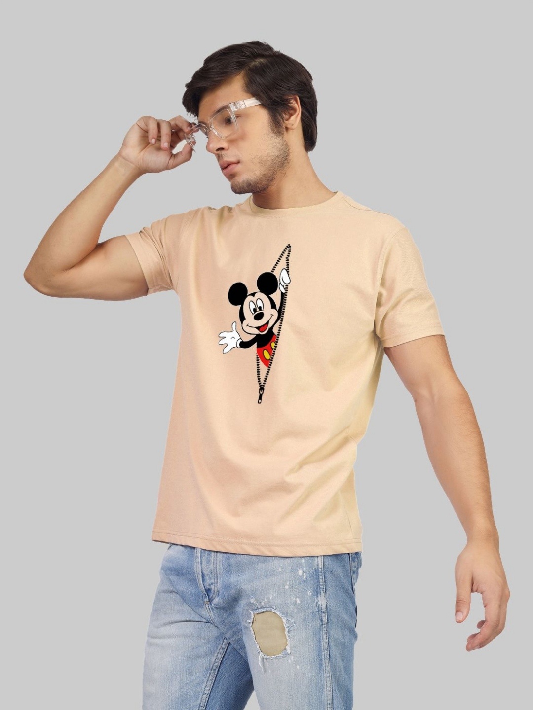 Greylongg Men Graphic Mickey Mouse Printed Round Neck T-shirt, Beige
