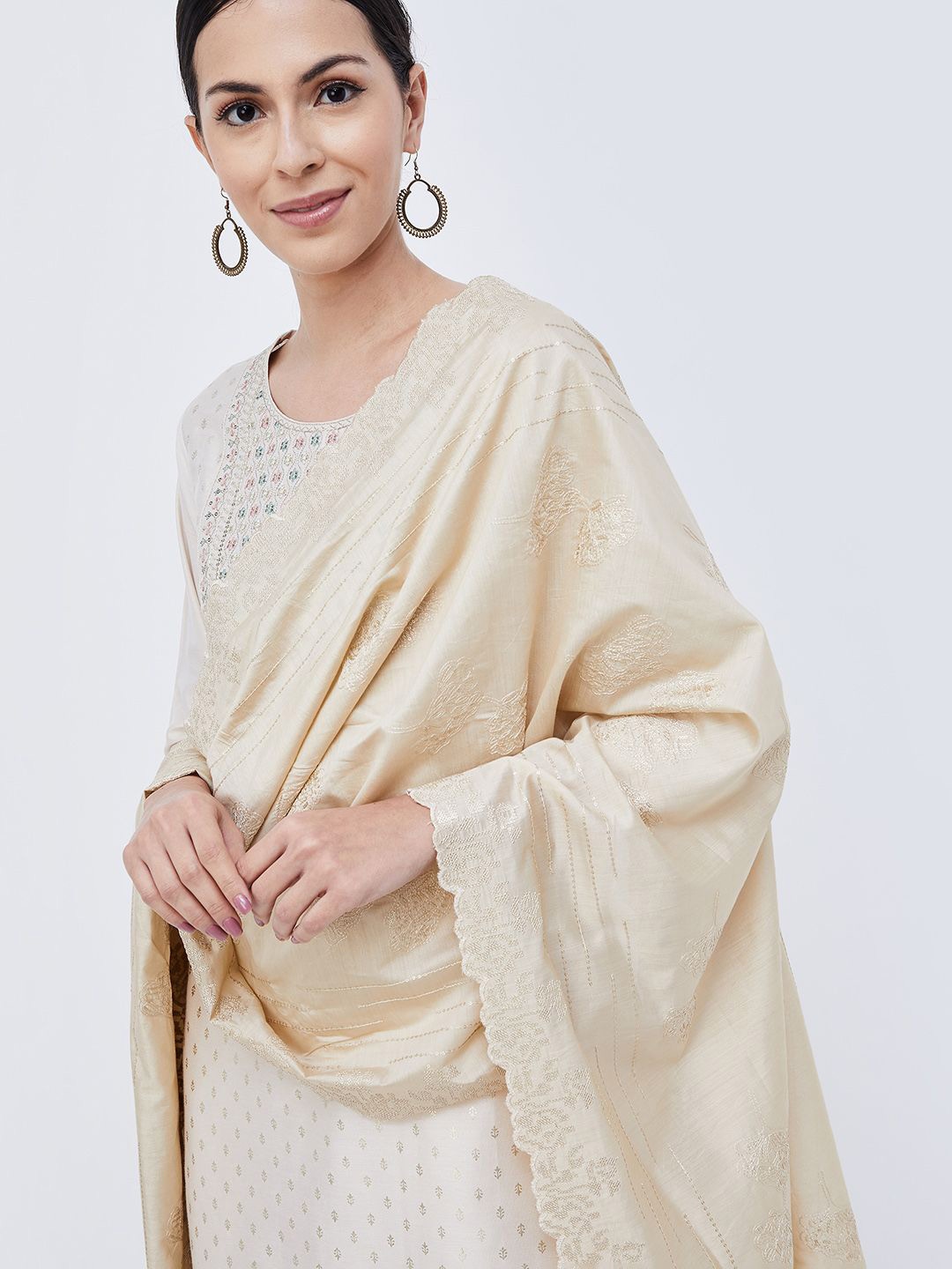 

Melange by Lifestyle Floral Embroidered Chanderi Dupatta, Beige