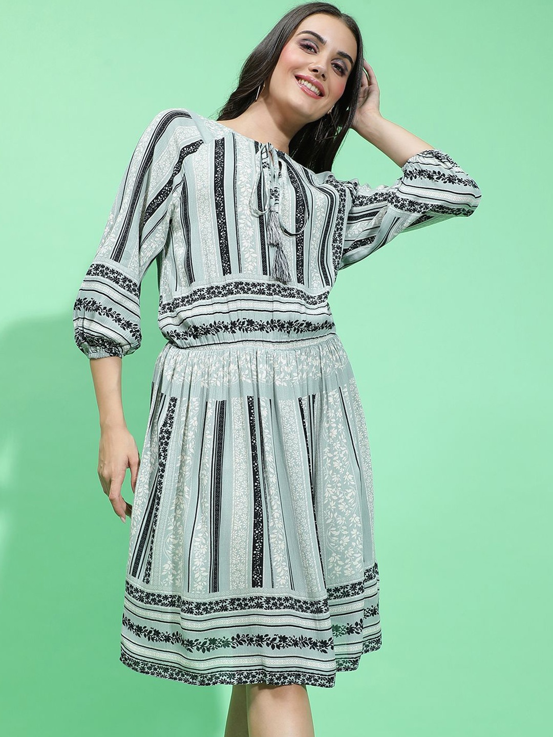 

Oxolloxo Puff Sleeve Blouson Dress, Grey