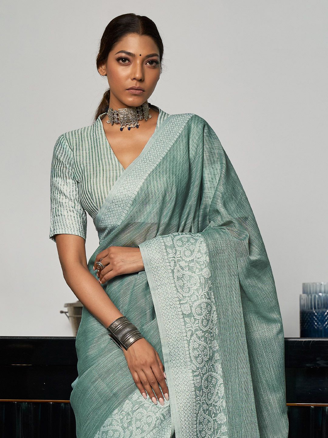 

Exclusiva Ethnic Motif Zari Woven Tassel Detailed Saree, Green