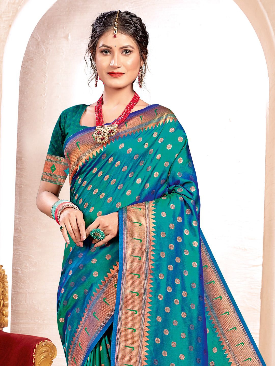 

Exclusiva Woven Design Ethnic Motifs Zari Saree, Blue