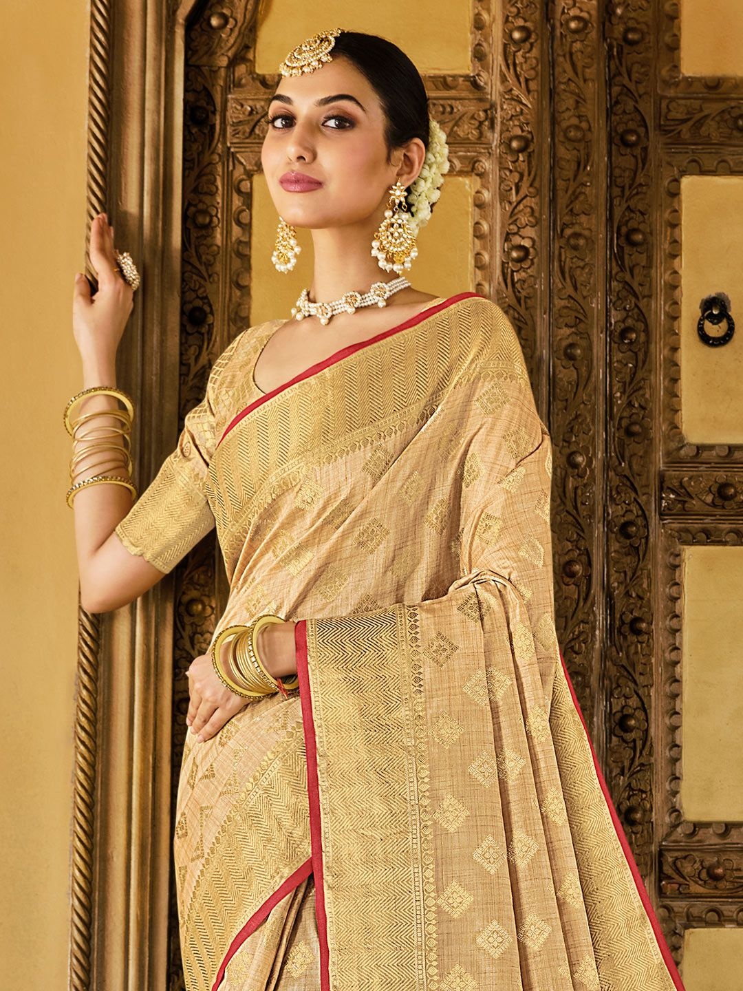 

Exclusiva Ethnic Motifs Zari Woven Saree, Beige