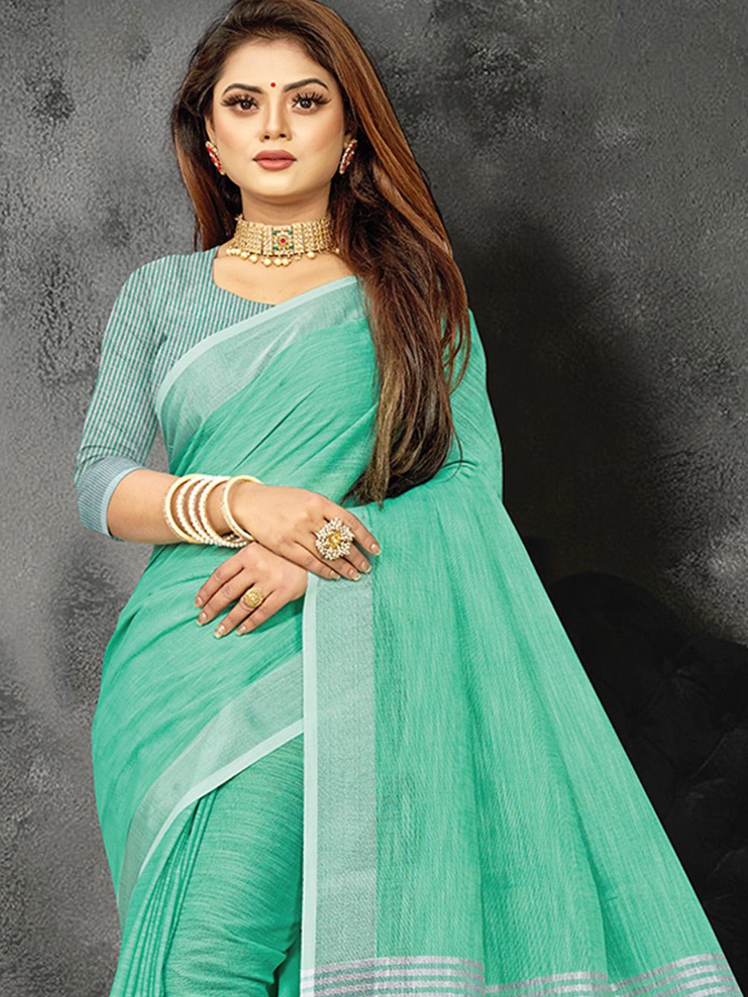 

Exclusiva Woven Design Zari Saree, Sea green