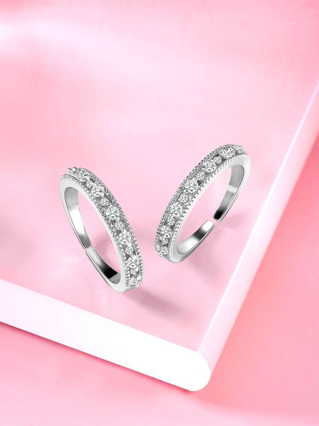 

Peora Silver-Plated Cubic Zirconia Toe Rings