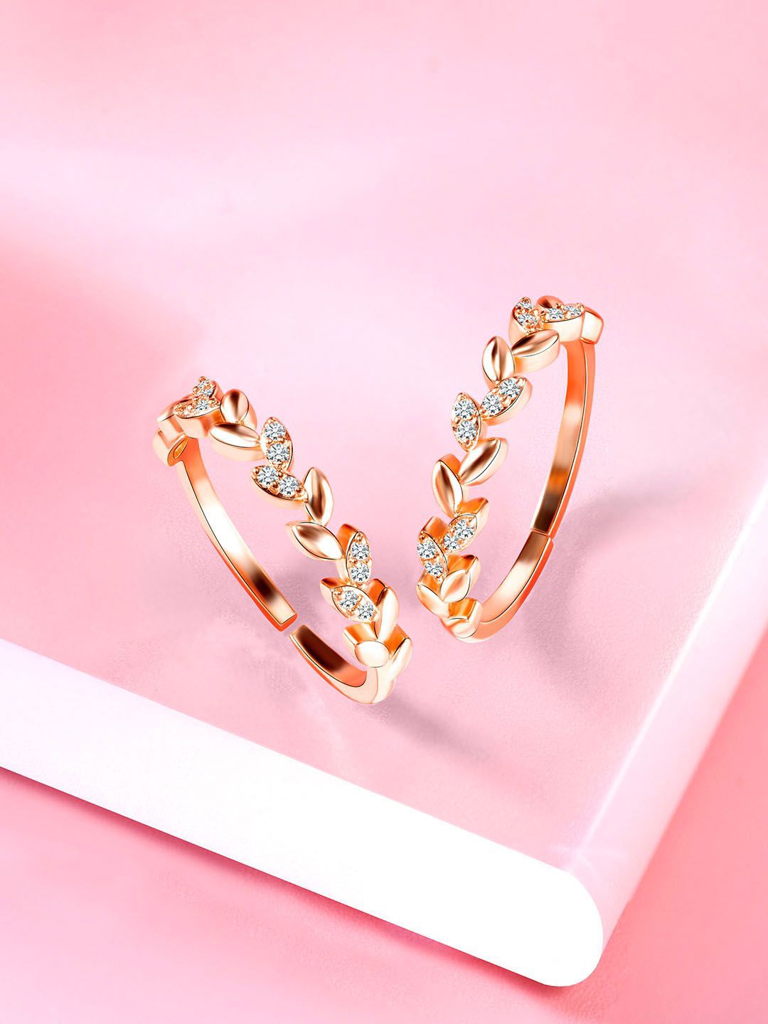 

Peora Rose Gold-Plated Cubic Zirconia Studded Leaf Style Adjustable Toe Ring