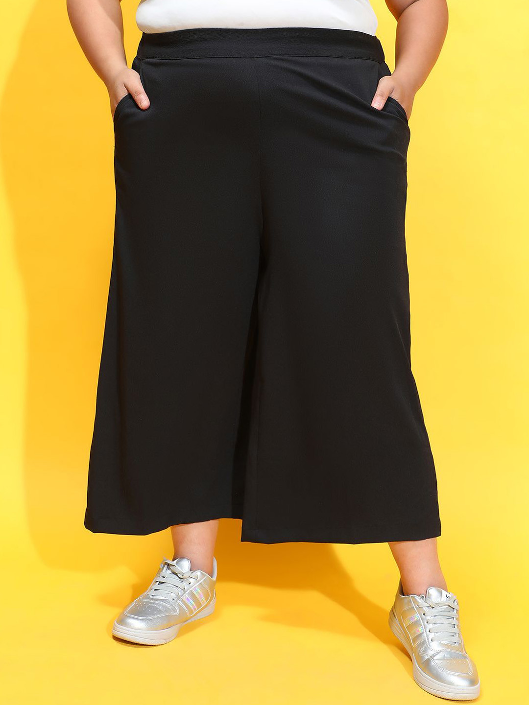 

Oxolloxo Women Smart Straight Fit Easy Wash Culottes Trousers, Black