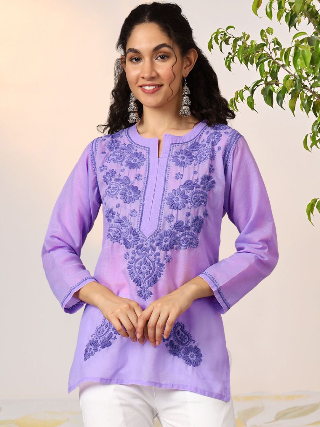 

PARAMOUNT CHIKAN Ethnic Motifs Hand Embroidered Chikankari Kurti, Mauve