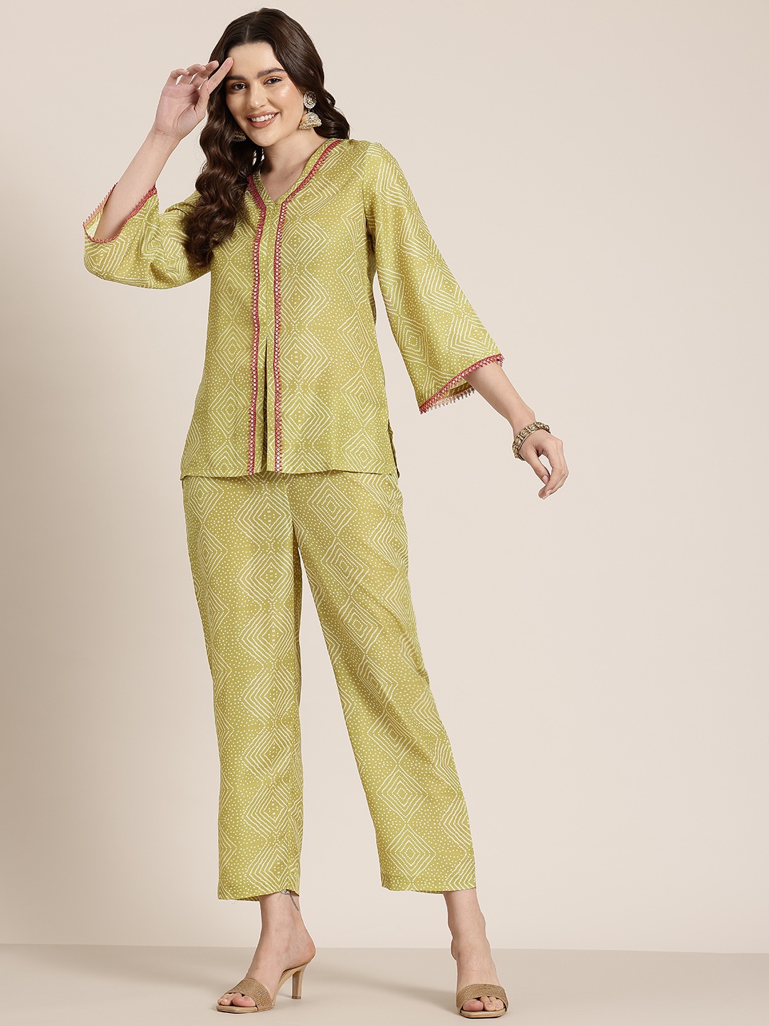 

HERE&NOW Bandhani Printed V-Neck Top & Trouser, Lime green