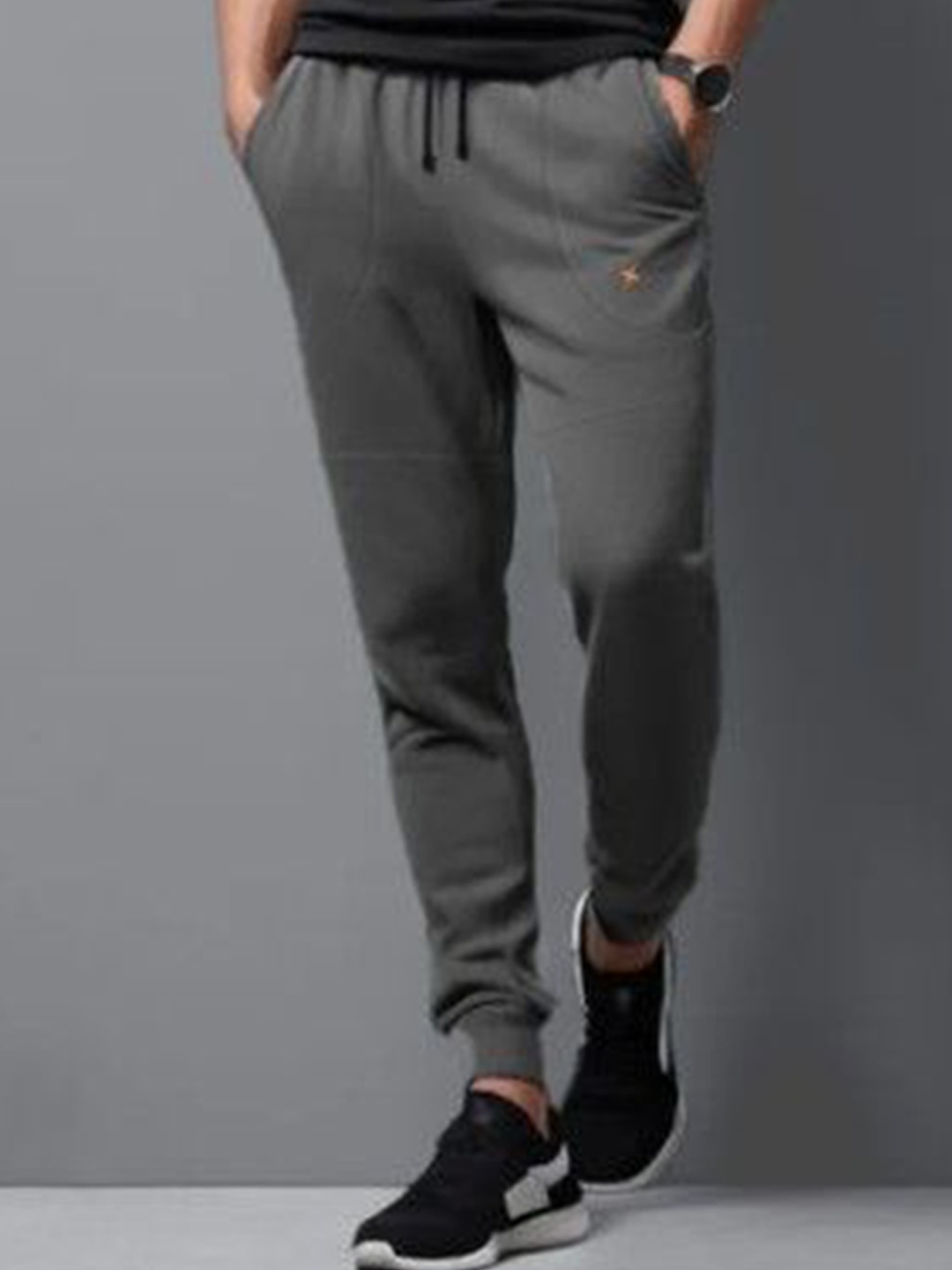 

KRAASA Men Slim-Fit Gym Athletic Joggers, Grey