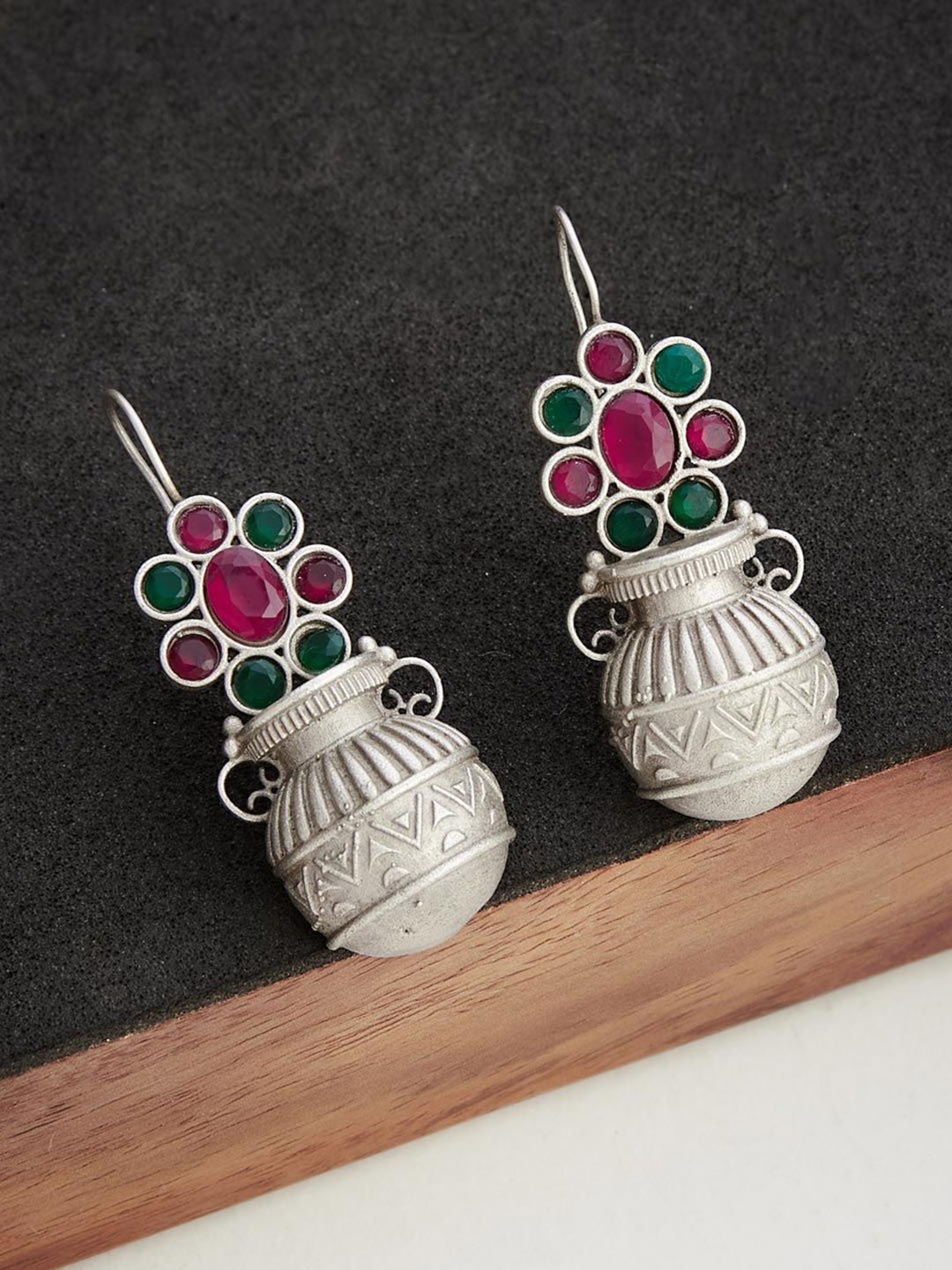 

Fabindia Contemporary Oxidised Artificial Stones Drop Earrings, Silver