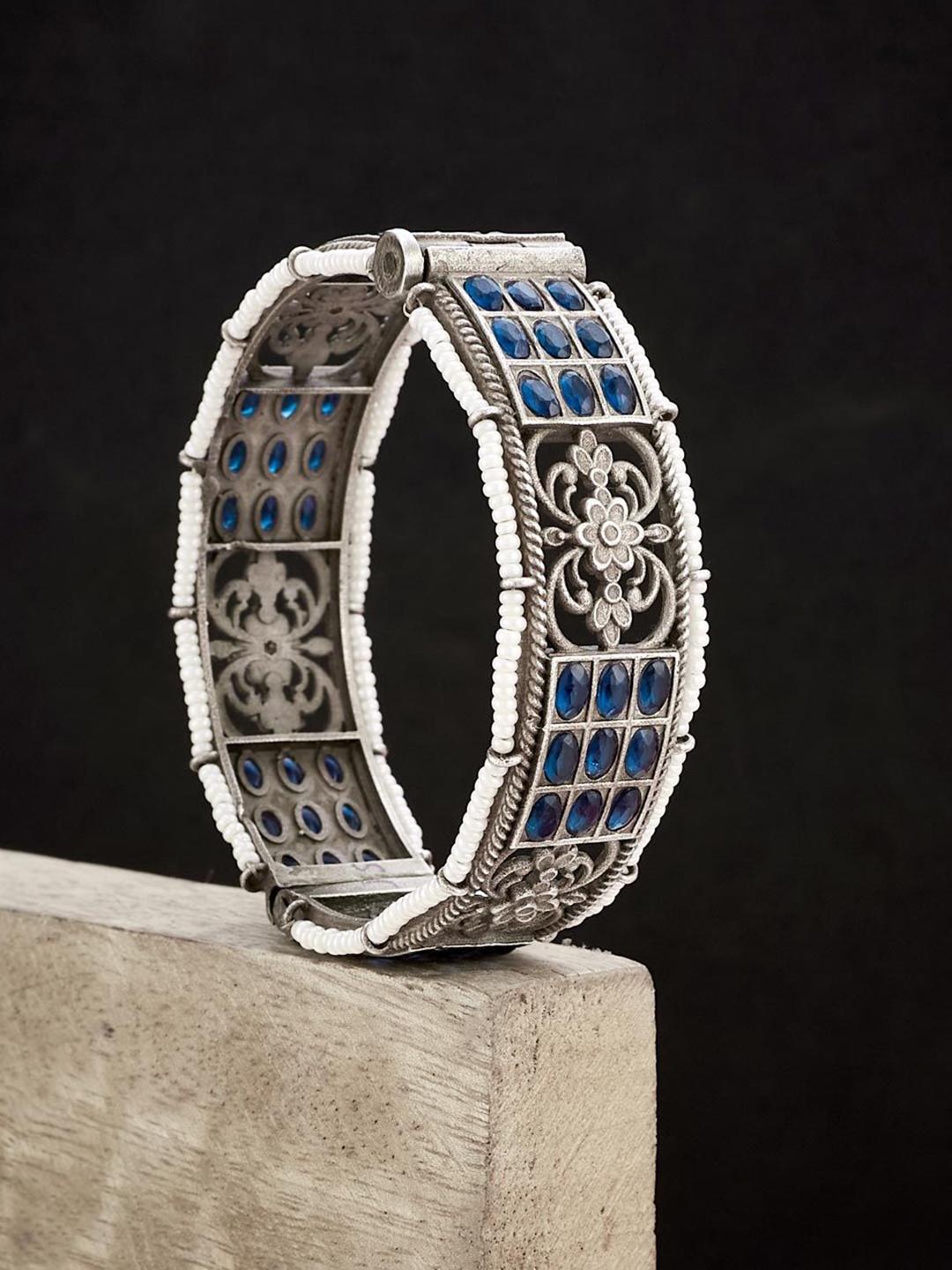 

Fabindia Stones Studded Openable Bangle, Silver
