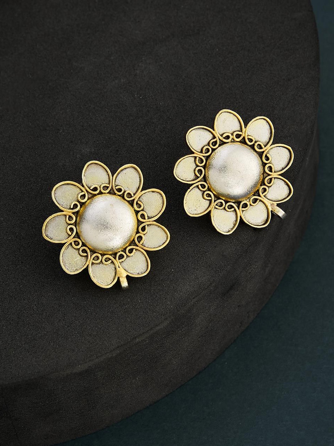 

Fabindia Silver-Plated Floral Shape Studs Earrings