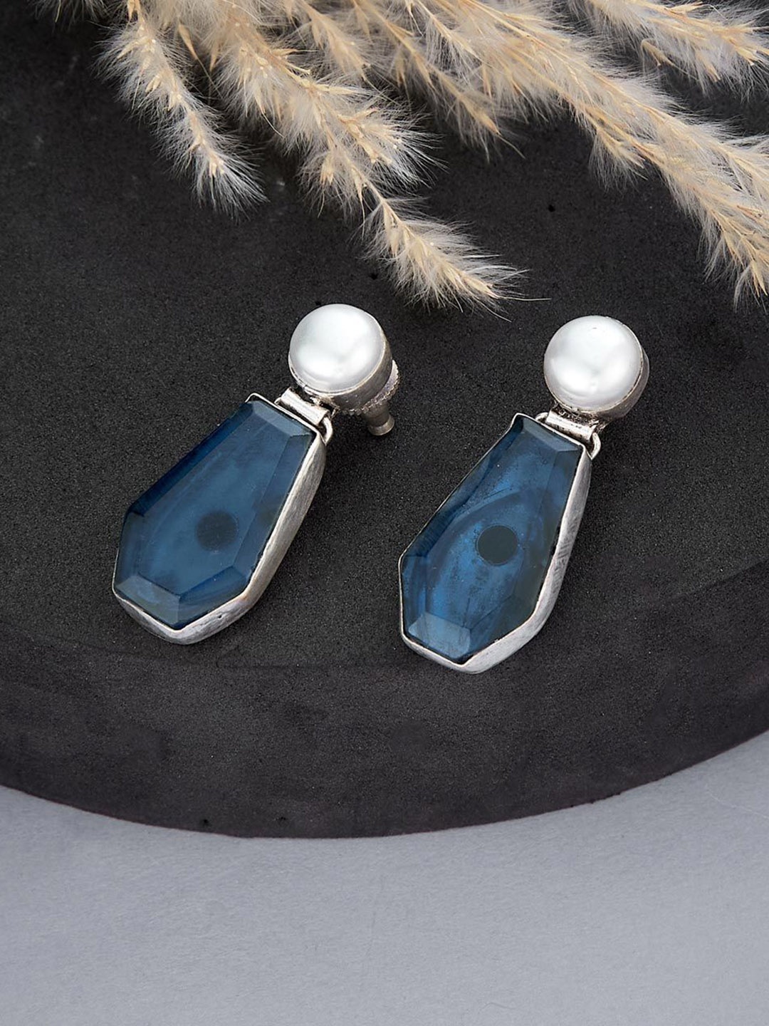 

Fabindia Silver-Plated Contemporary Studs Earrings