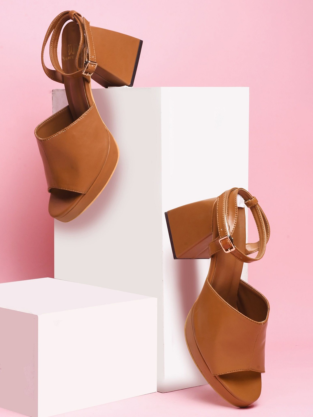 

THE WHITE POLE Women Block Heels with Buckles, Brown