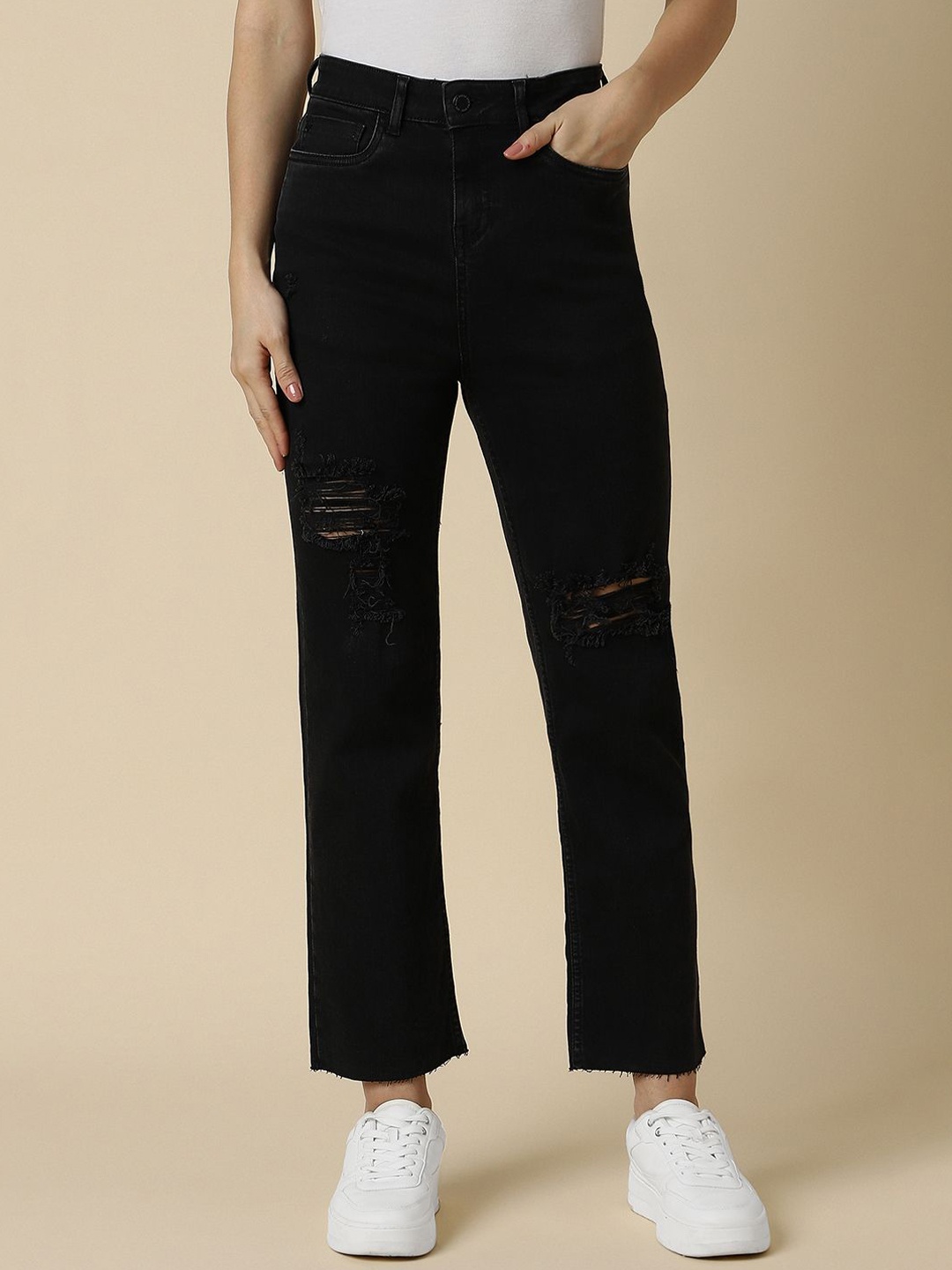 

Allen Solly Woman Mildly Distressed Jeans, Black