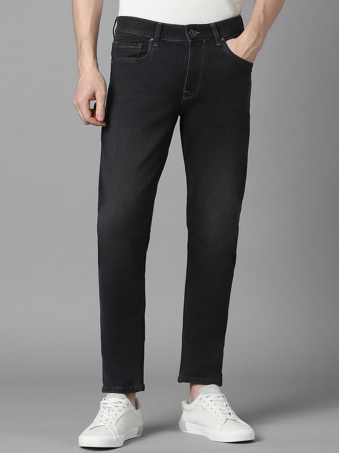 

Louis Philippe Jeans Men Clean Look Light Fade Jeans, Black