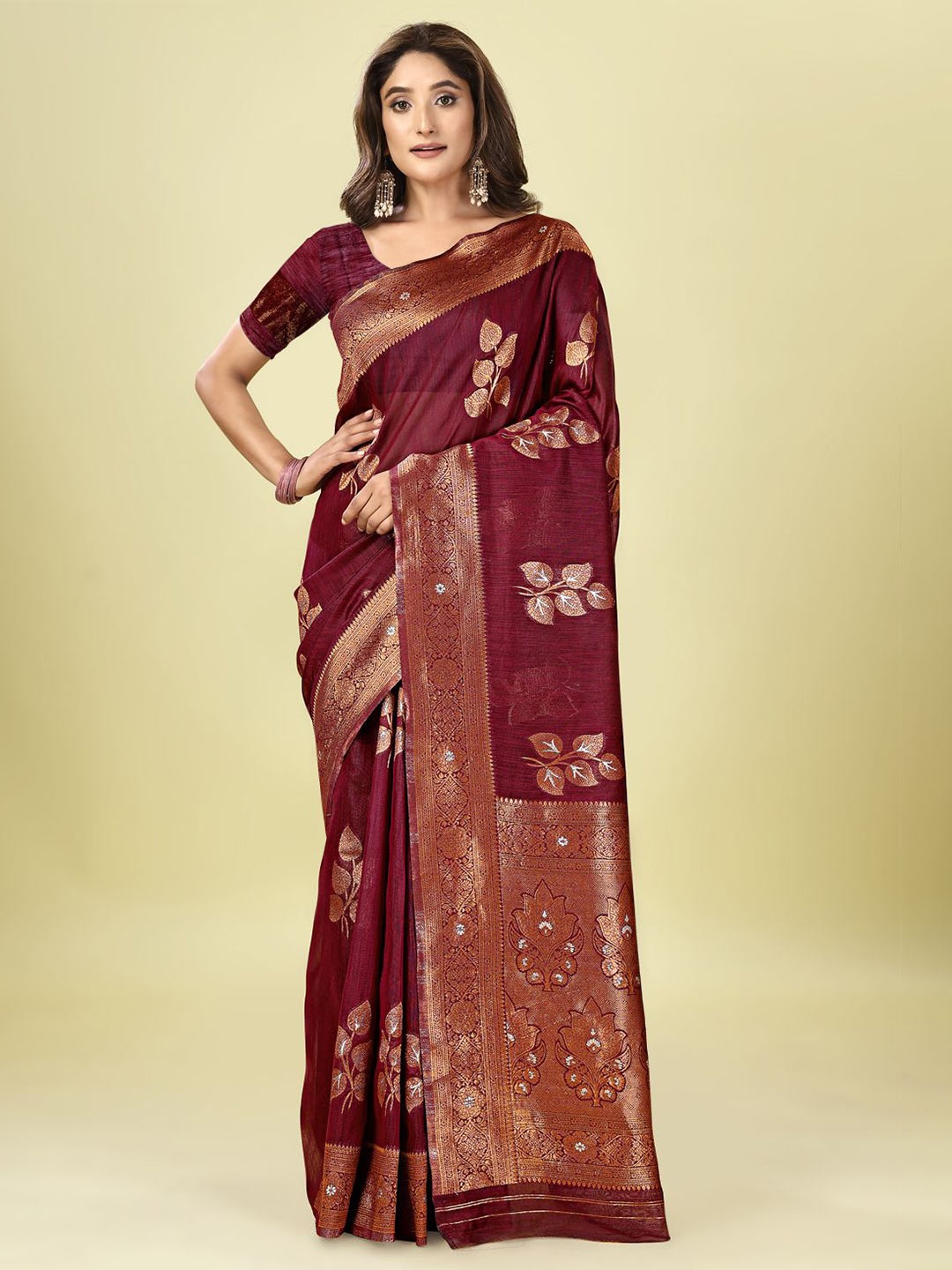 

NENCY FASHION Woven Design Zari Banarasi Saree, Maroon