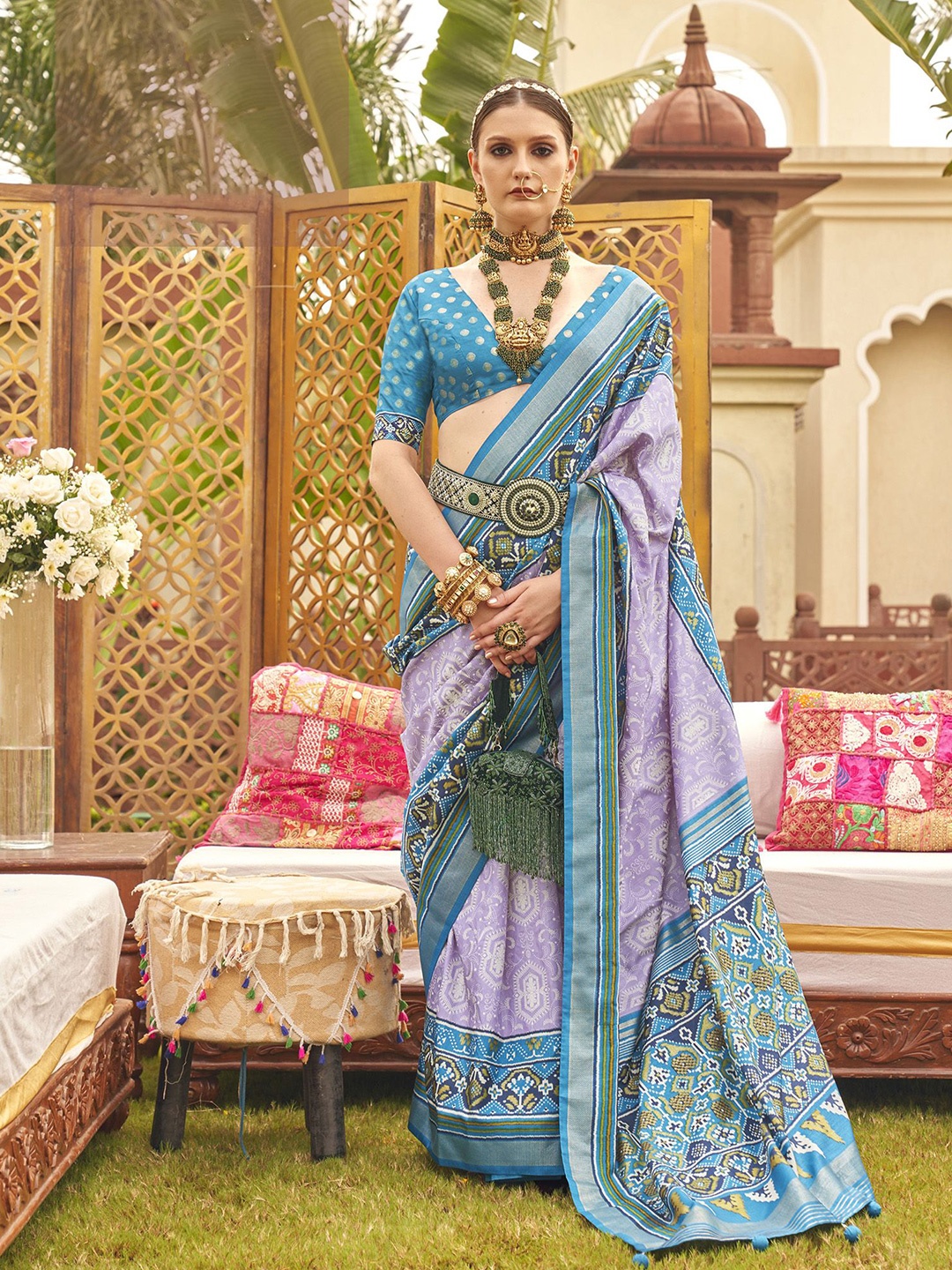 

elora Ethnic Motifs Patola Saree, Lavender