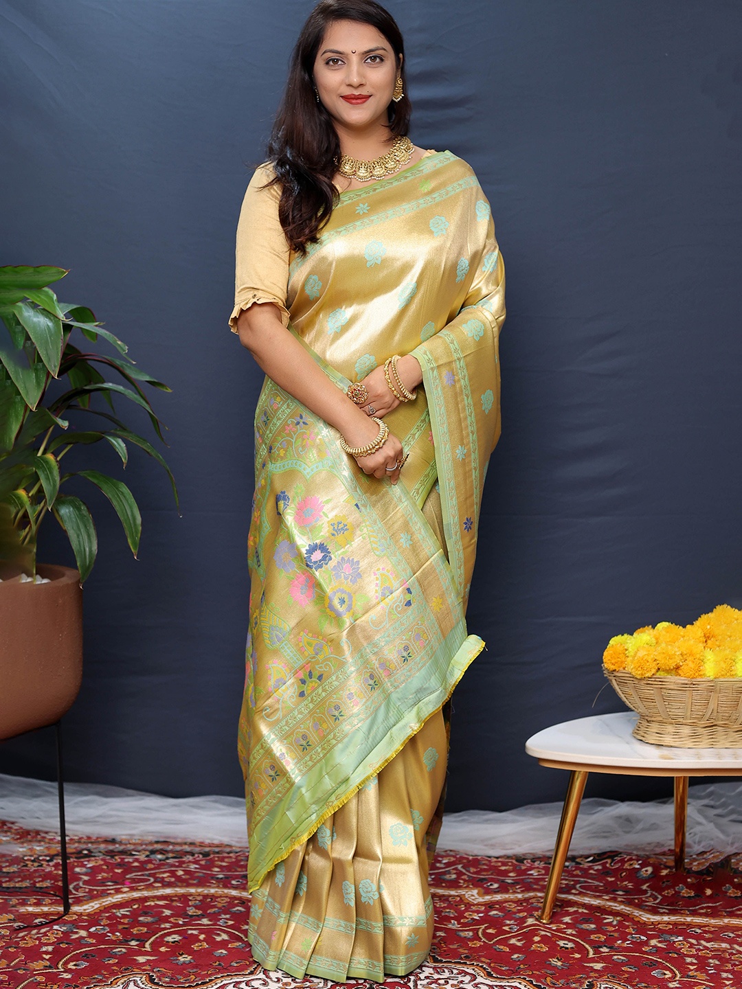 

Mitera Woven Ethnic Motif Zari Woven Paithani Saree, Gold
