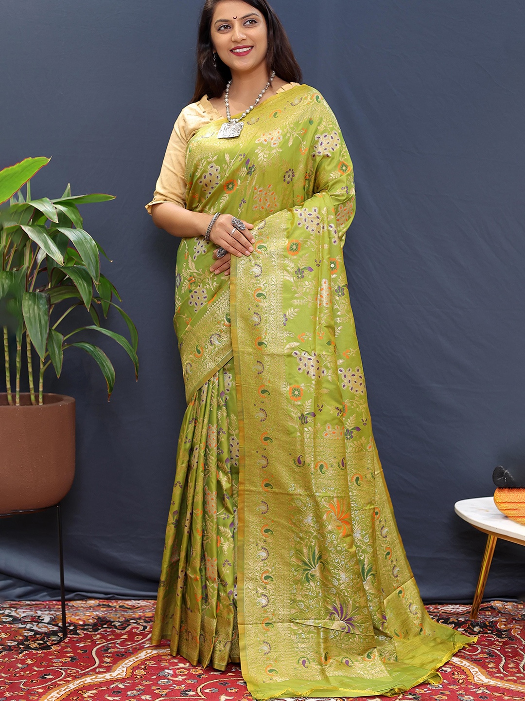 

Mitera Woven Design Zari Paithani Saree, Green