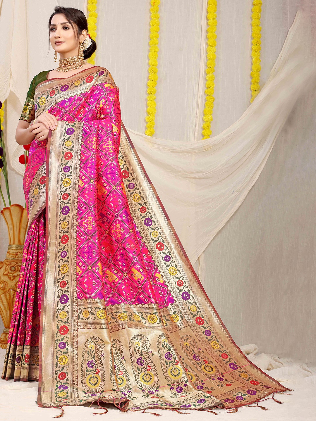 

Mitera Ethnic Motif Zari Woven Patola Saree, Pink