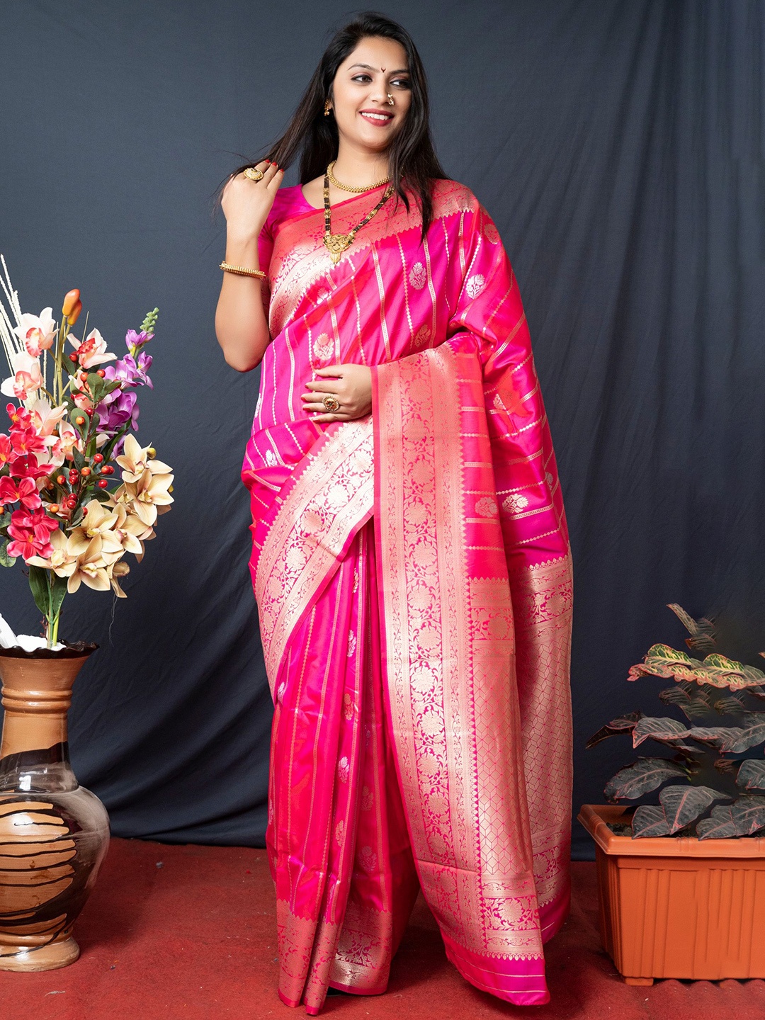 

Mitera Woven Design Zari Kanjeevaram Saree, Pink