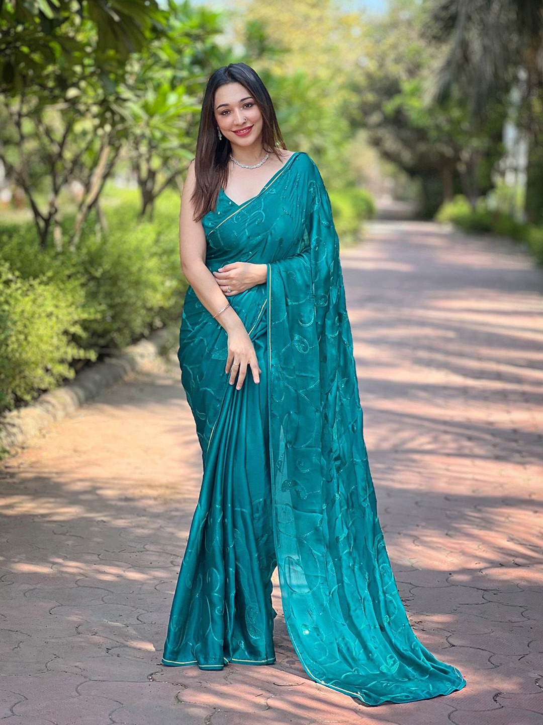 

Ishin Printed Satin Saree With Blouse Piece, Turquoise blue