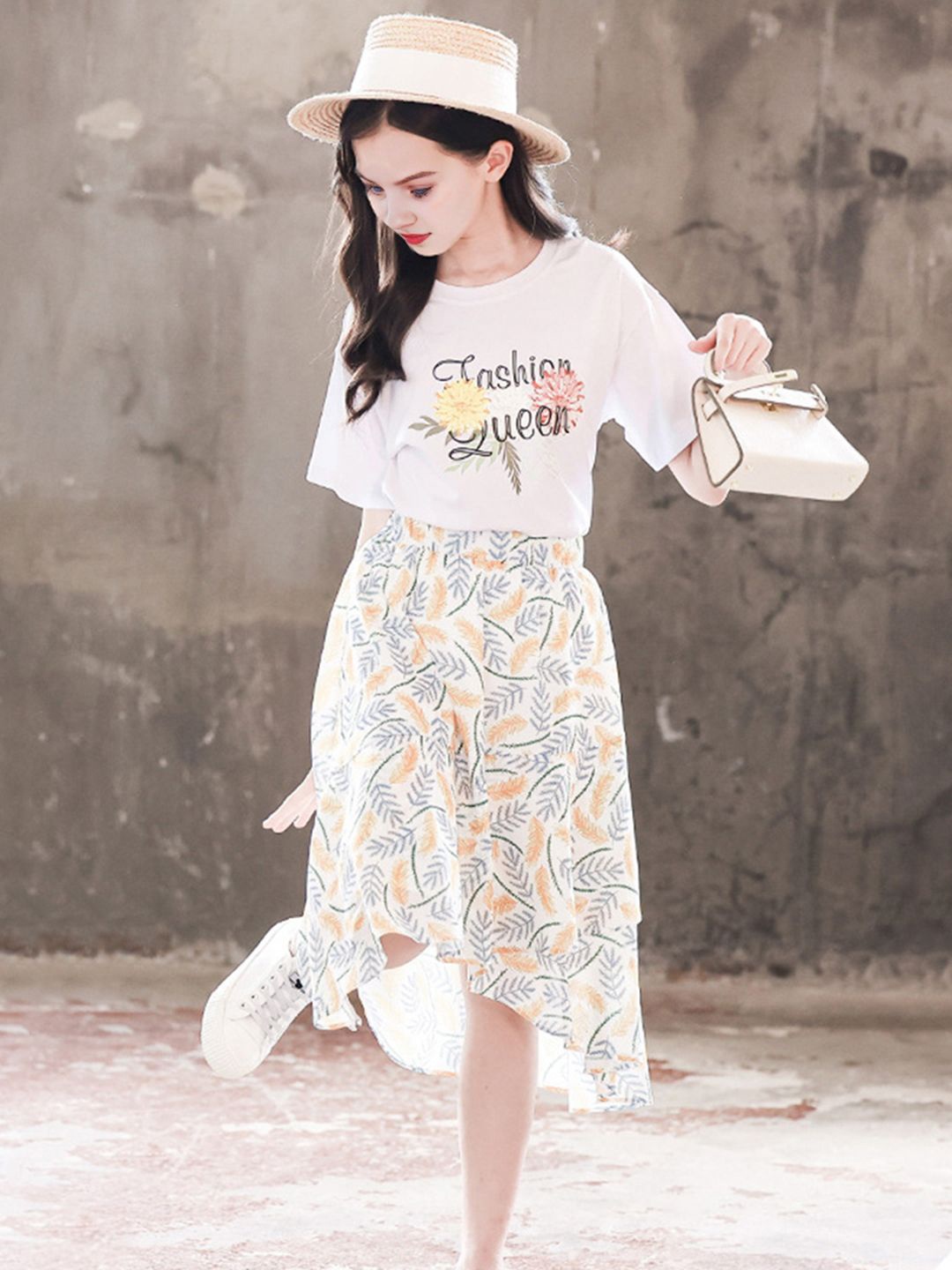 

INCLUD Girls Printed T-shirt With Skirt, White