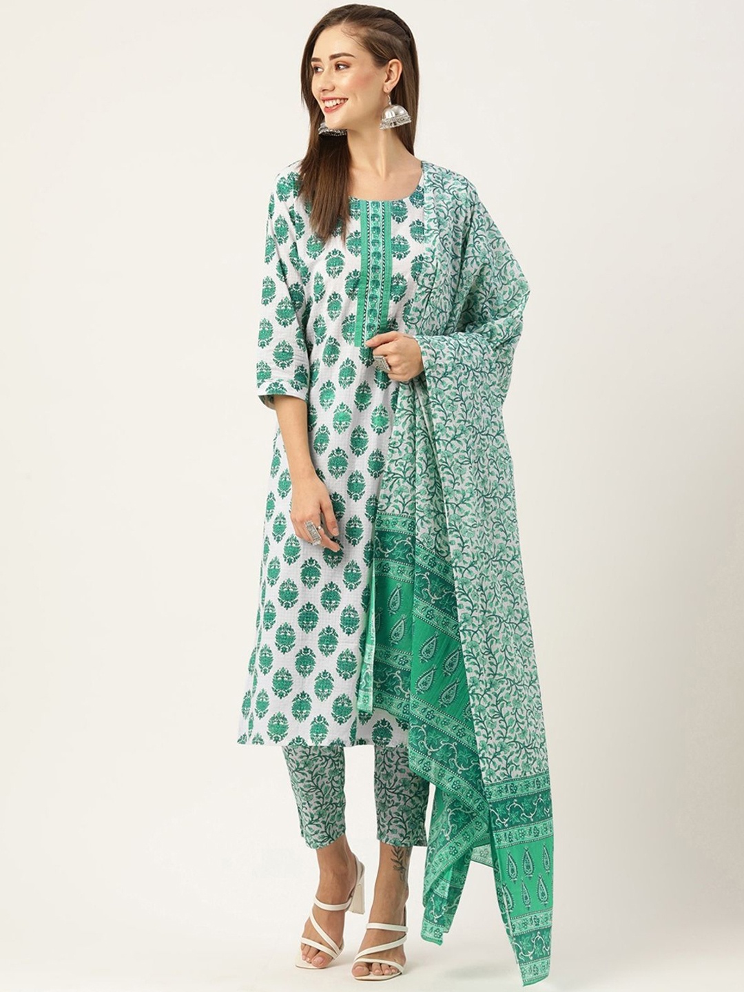 

ODETTE Floral Printed Straight Kurta With Trousers & Dupatta, Green