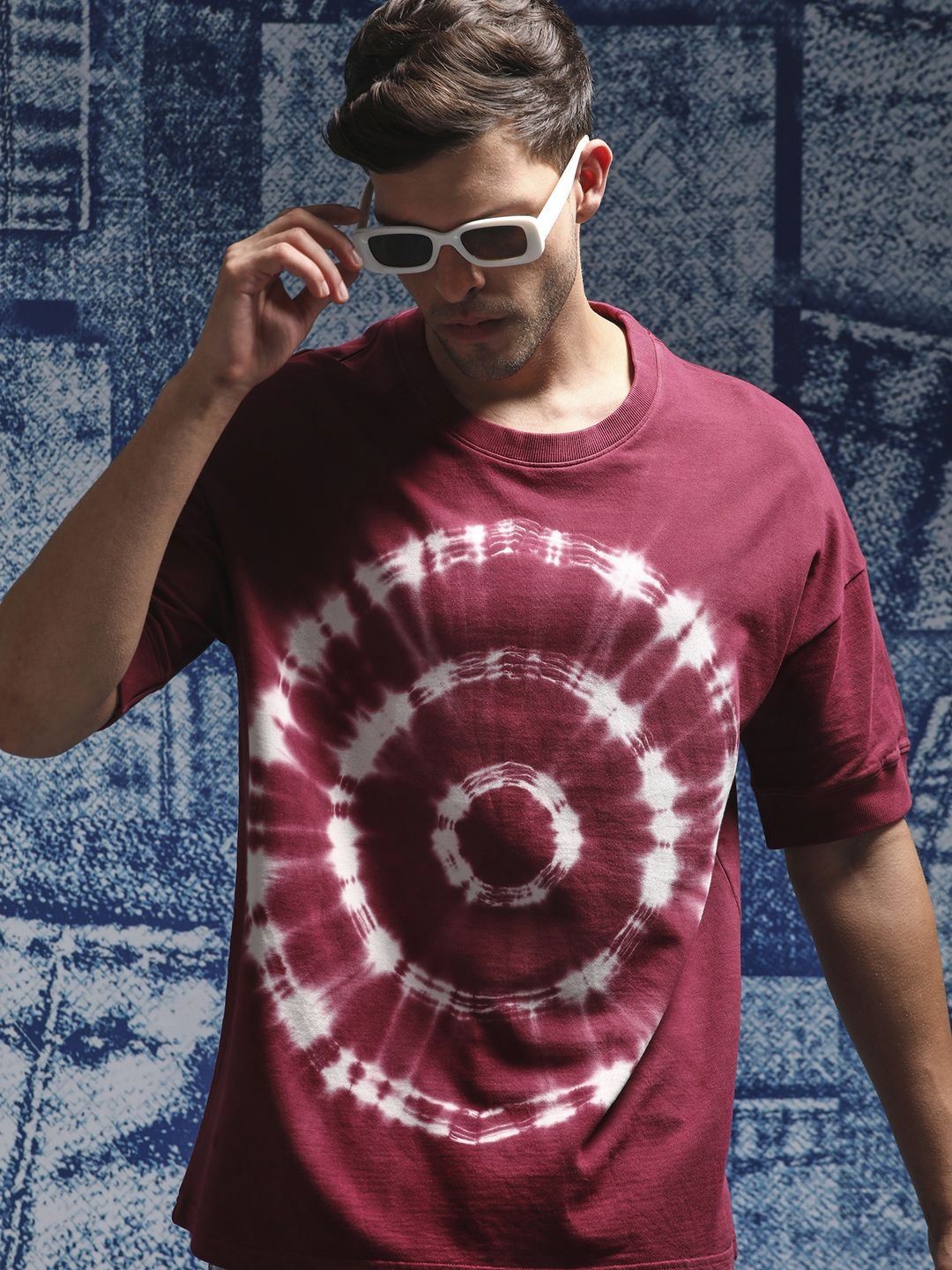 

Henceforth Men Drop Shoulder Sleeves Tie and Dyed Cotton Oversized T-shirt, Maroon