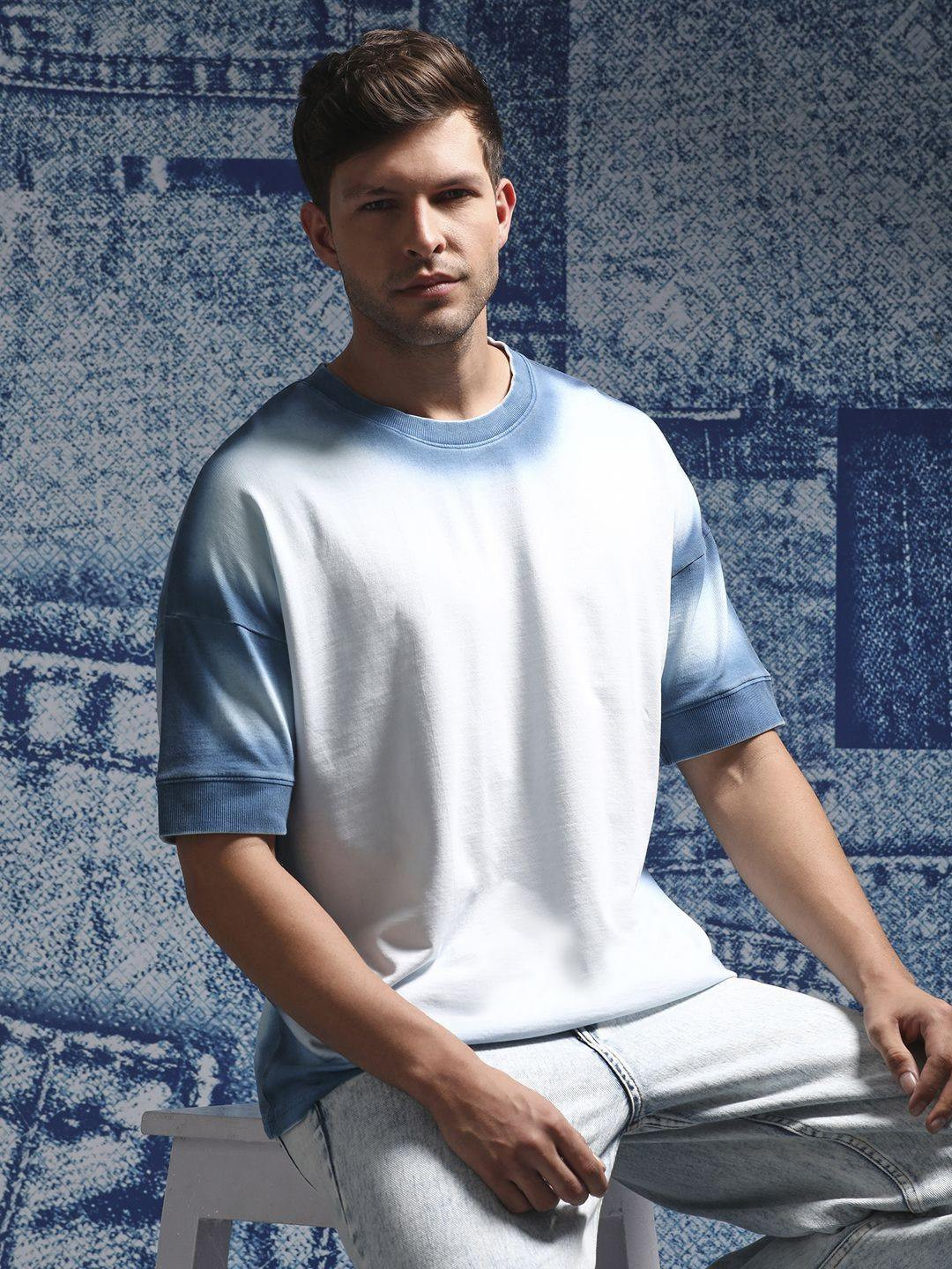 

Henceforth Men Drop Shoulder Sleeves Spray Printed Cotton Oversized T-shirt, Blue