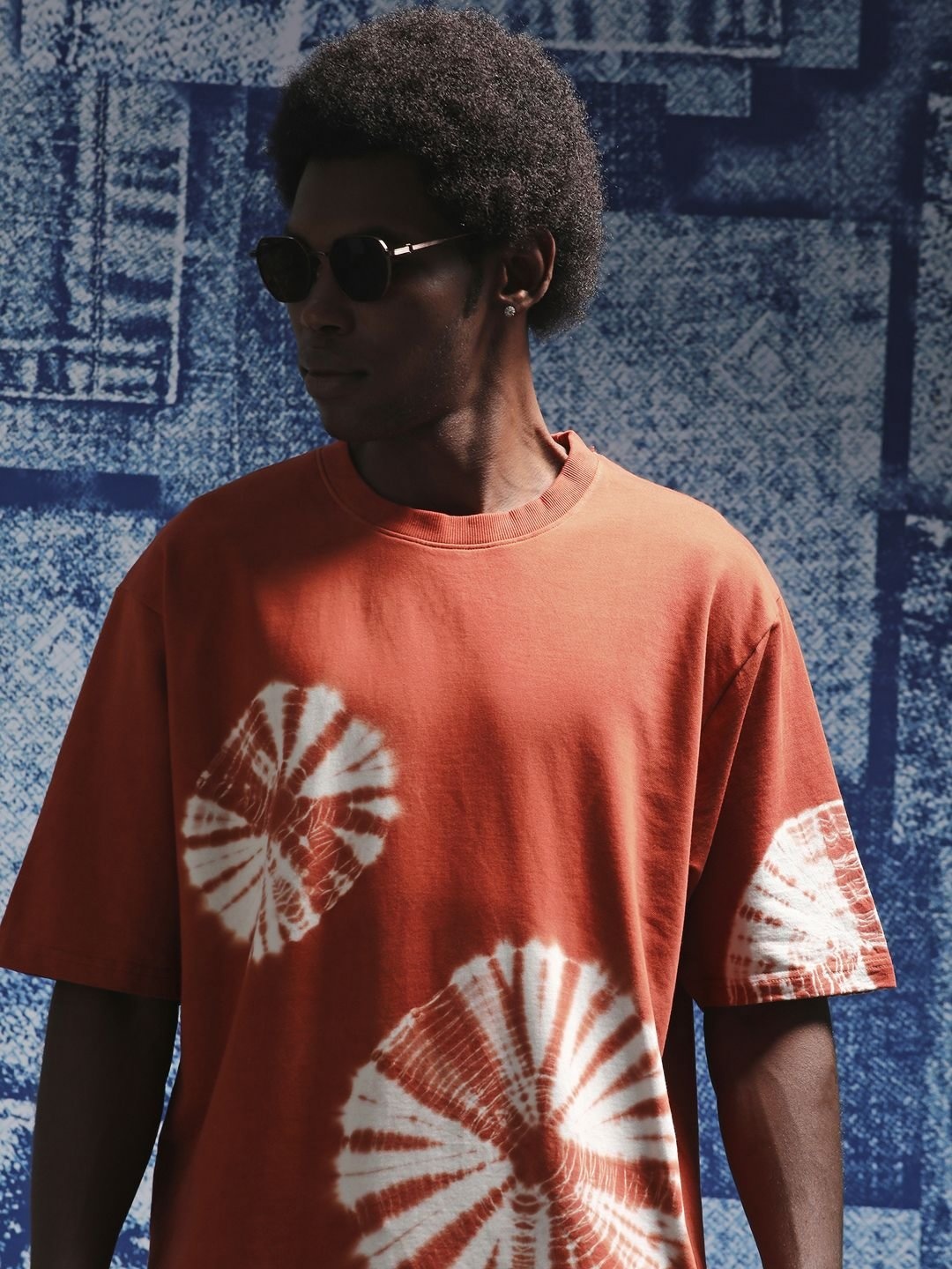 

Henceforth Men Drop Shoulder Sleeves Tie and Dyed Cotton Oversized T-shirt, Orange