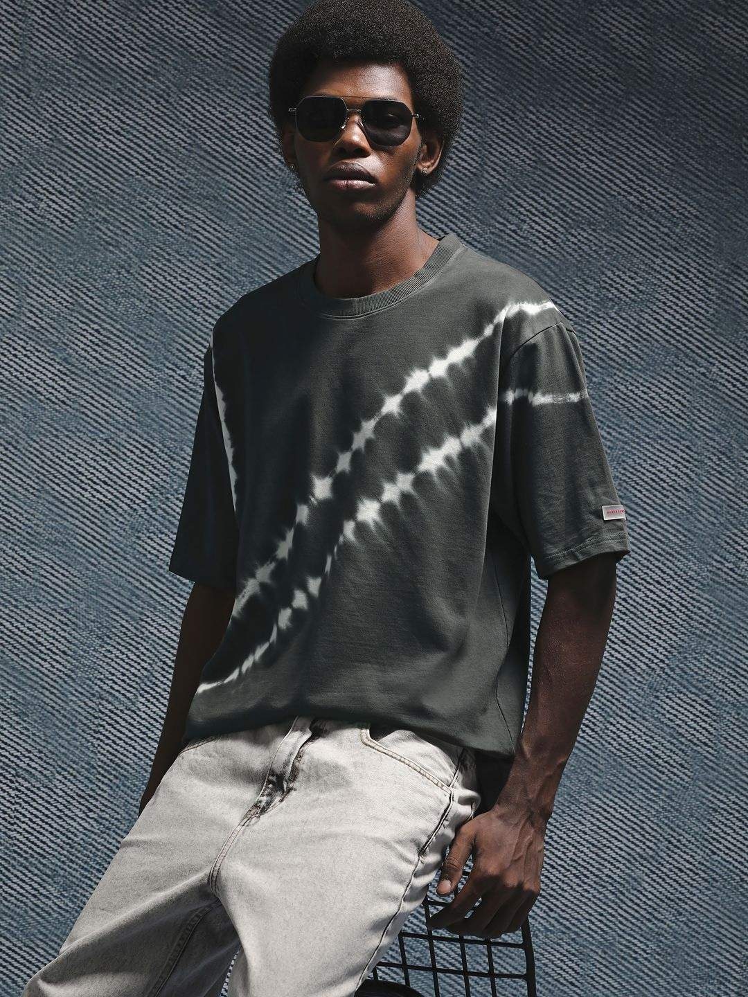 

Henceforth Men Drop Shoulder Sleeves Tie and Dyed Cotton Oversized T-shirt, Olive
