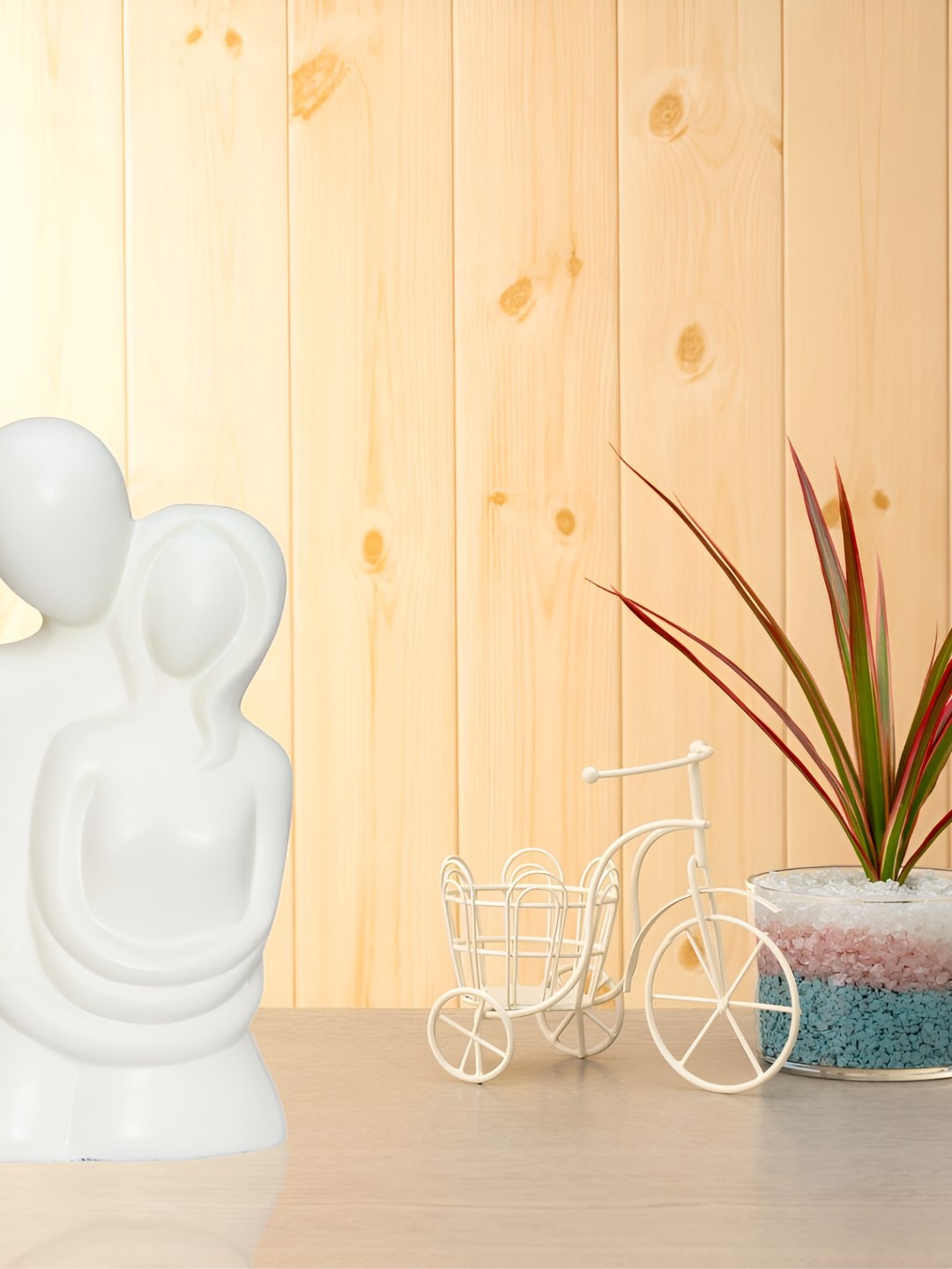 

BECKON VENTURE White Tiny Fengshui Figurine Showpiece